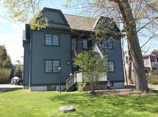 87 Roseneath Ave #A, Newport, RI 02840