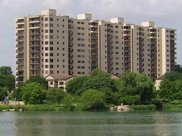 40 N Interstate Highway 35 S #8C4, Austin, TX 78701