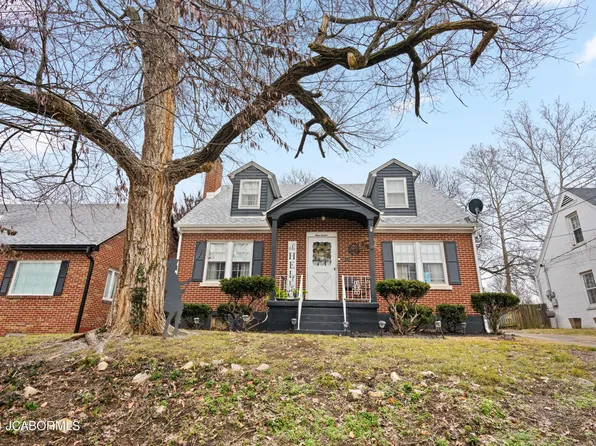 112 Douglas Dr, Jefferson City, MO 65109