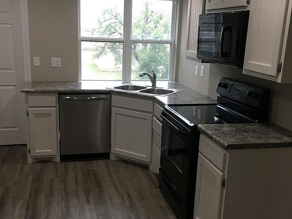2nd image of 1334 Coffee St APT 3