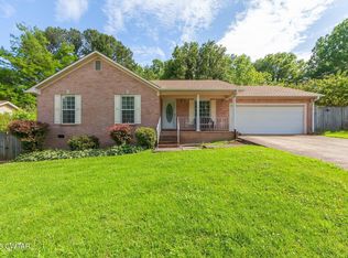 3002 Berrywood Dr, Humboldt, TN 38343