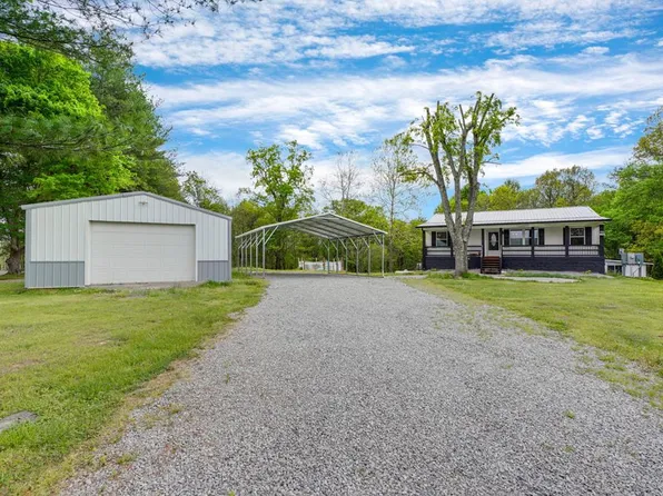 1353 Roscoe Veazey Rd, Manitou, KY 42436