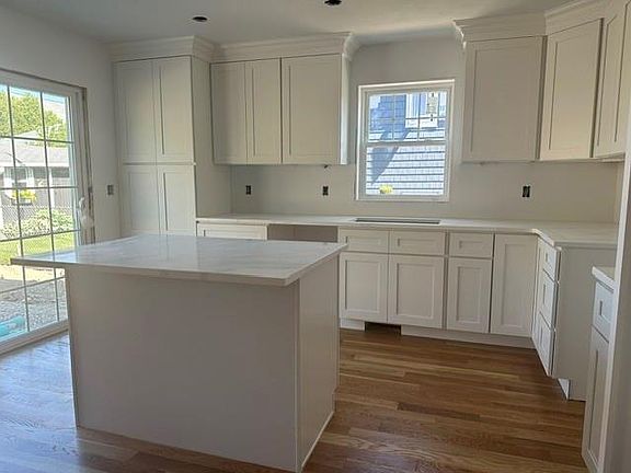 5th image of 7 Kinsman St