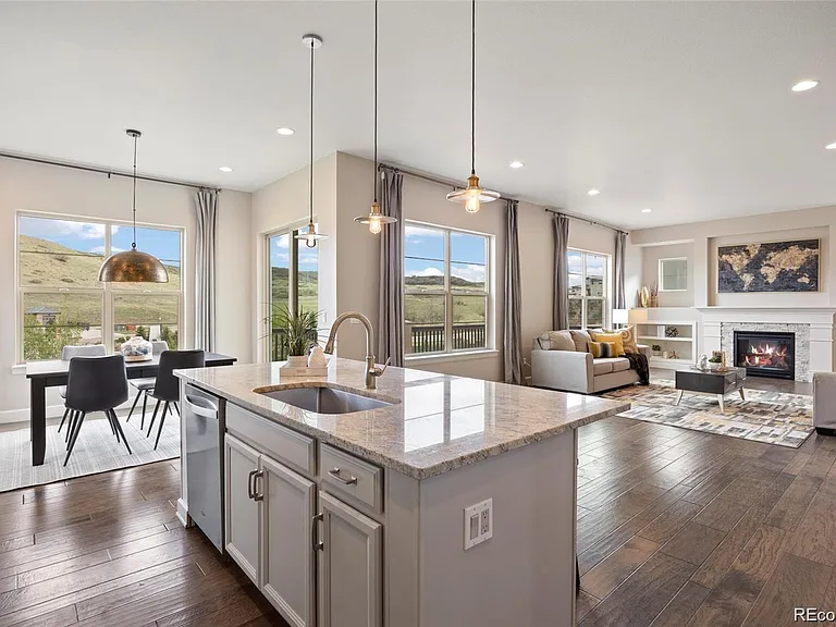 10659 Montecito Dr — Photo 16