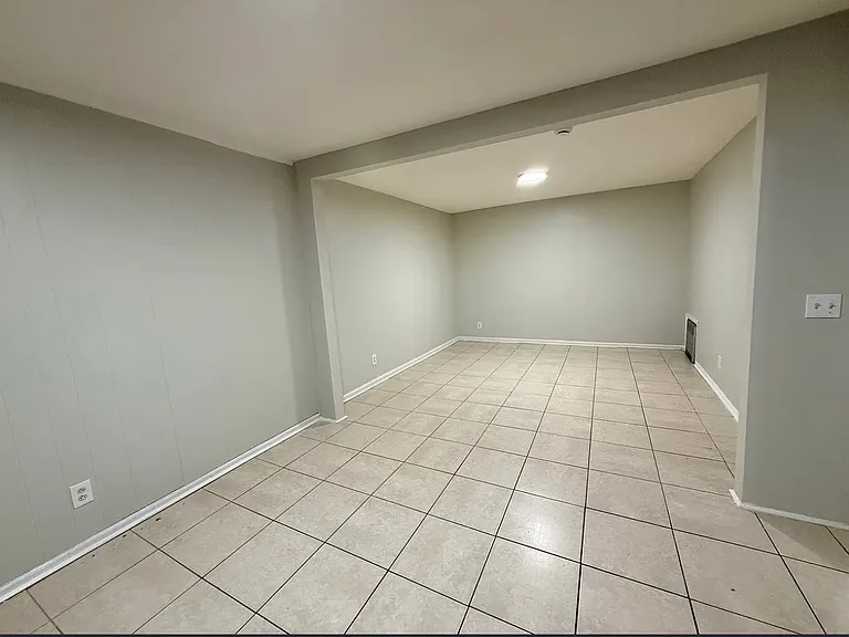 809 Summer Ave #2R — Photo 7