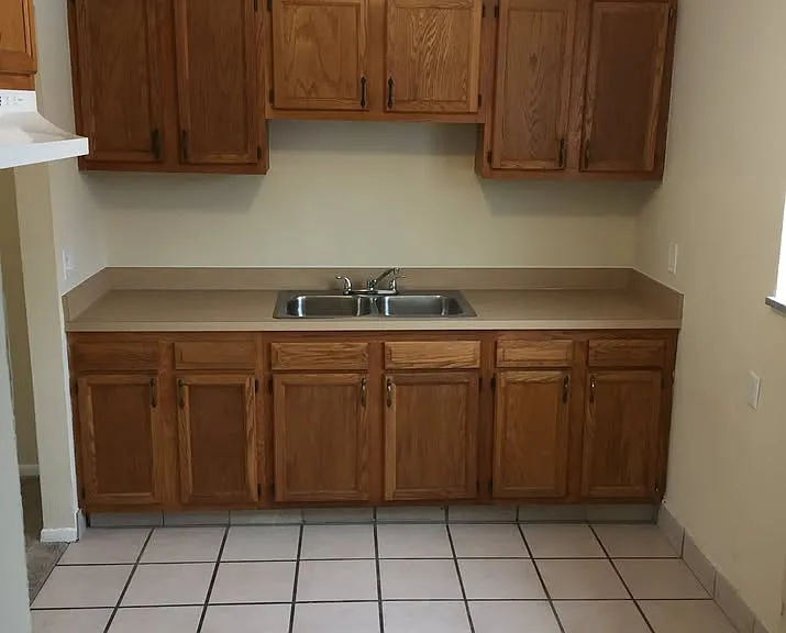 23673 Banbury Cir #6 — Photo 1
