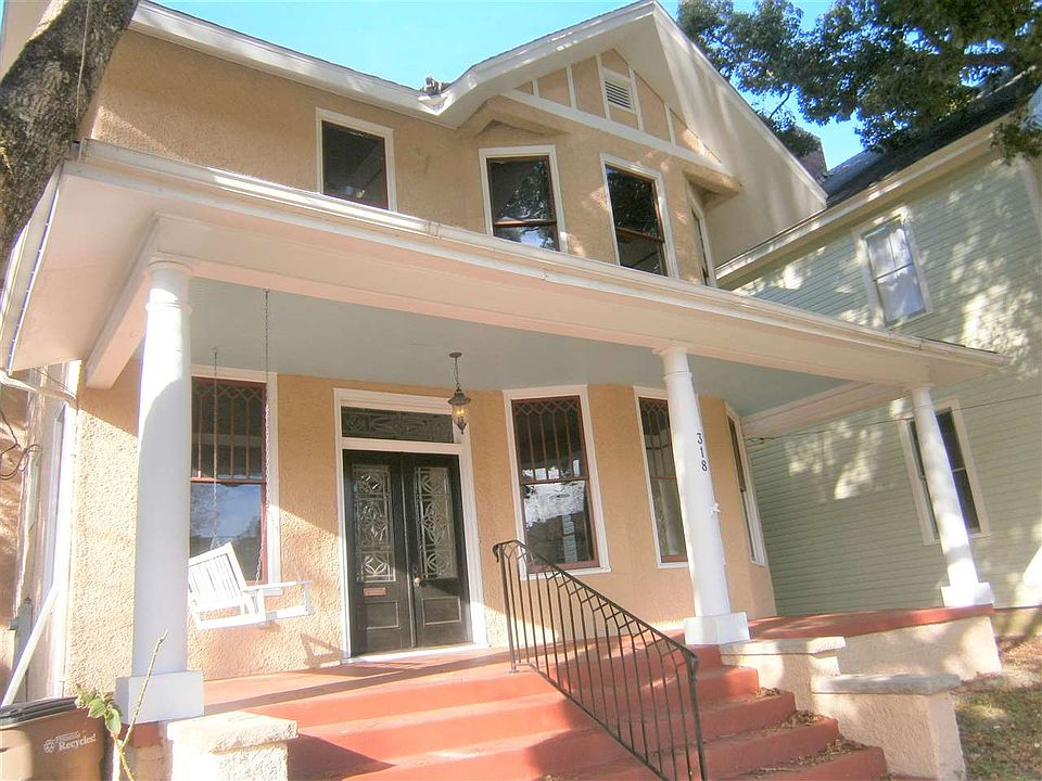 1st image of 318 W Strong St