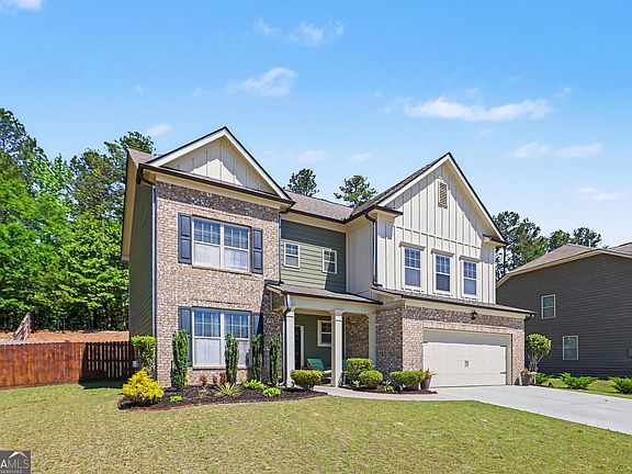 3rd image of 7247 Demeter Dr