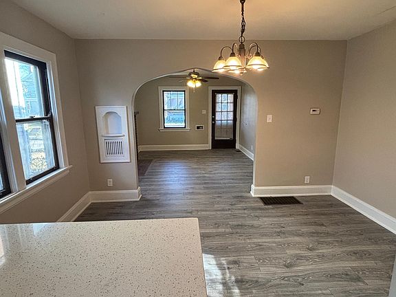 5th image of 4219 Verne Ave #2