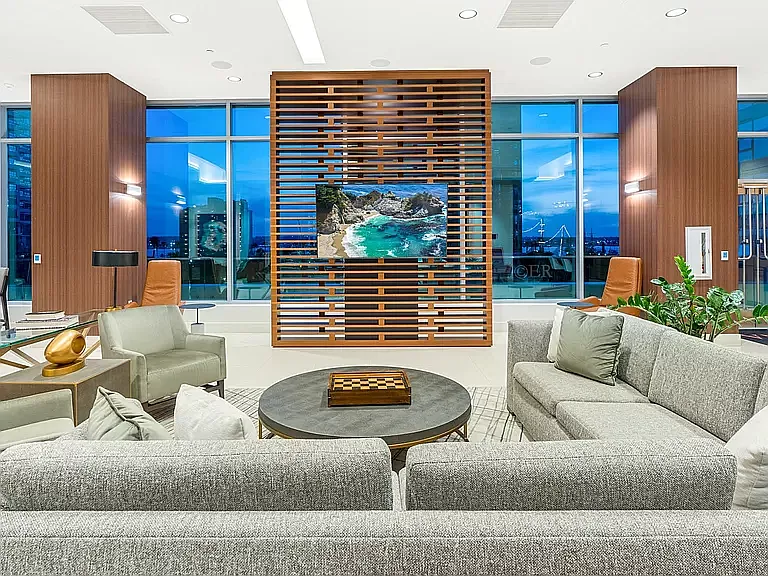 Social Lounge