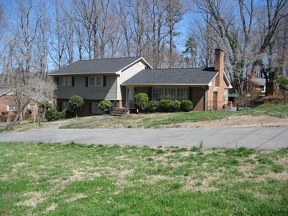 2nd image of 300 Edgemont Dr
