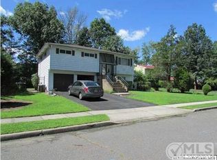 7 Bennett Pl, Middletown, NJ 07748