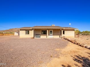 43207 N 7th Ave, New River, AZ 85087