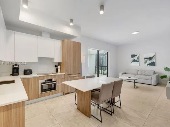 239 SW 9th St #1801, Miami, FL 33130