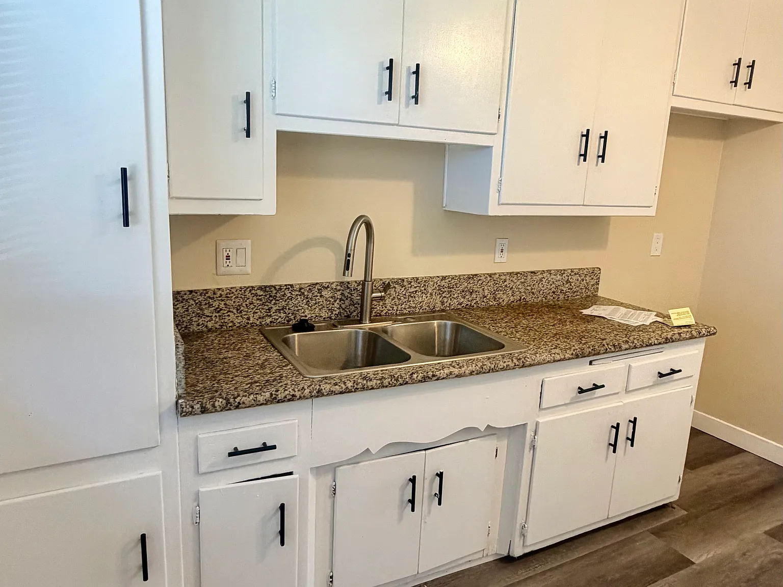 2 bed, 700 sqft, $2,250 — Photo 4