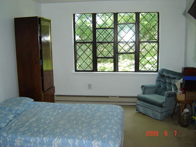 2nd image of 716 Sierra Vista Ln