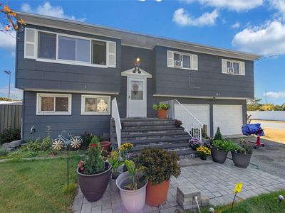 305 3rd Street, Lindenhurst, NY, 11757
