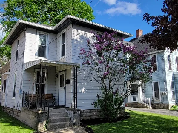 138 Genesee St, Avon, NY 14414
