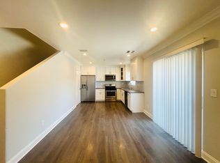 7205 S La Cienega Blvd #7213, Los Angeles, CA 90045