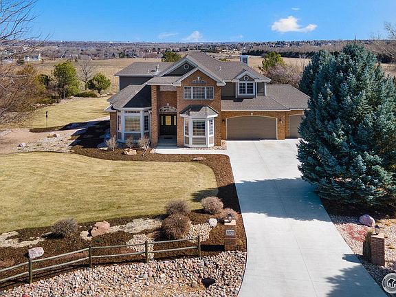 3rd image of 6031 Highland Hills Ct