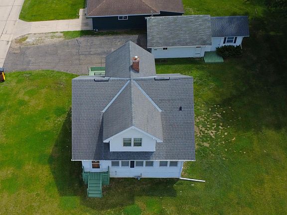 4th image of 701 S Mill St