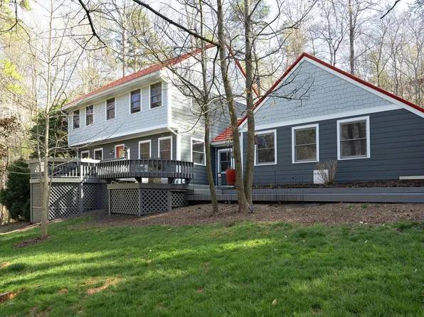 506 Bayberry Dr, Chapel Hill, NC 27517