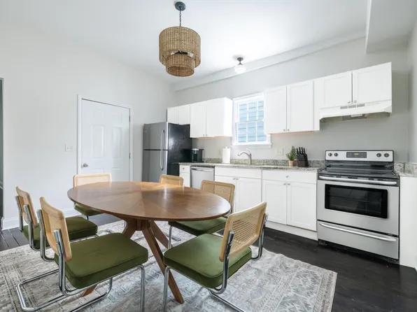 18 Blake St APT A, Charleston, SC 29403