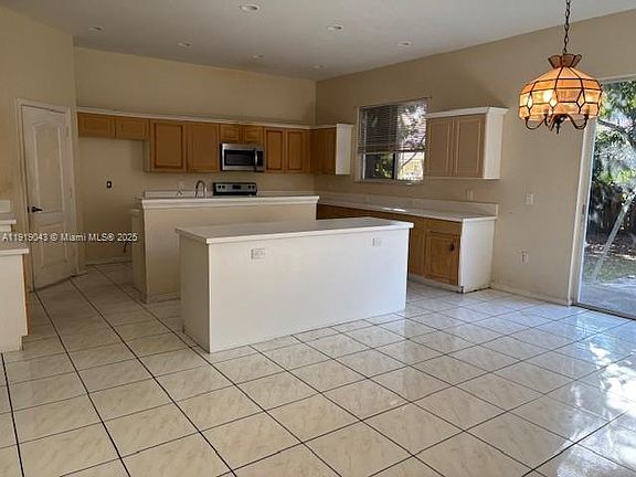 2nd image of 4871 NW 65th Ave