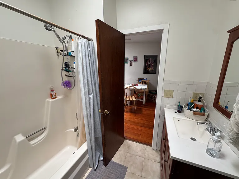 1013 State St #3 — Photo 15