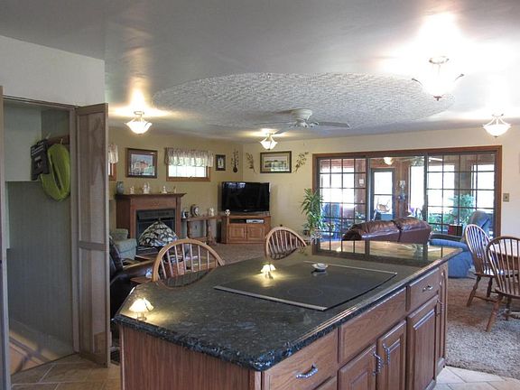 4th image of 219 Highland Dr