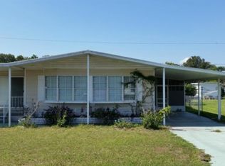 39128 Flora Ave, Zephyrhills, FL 33542