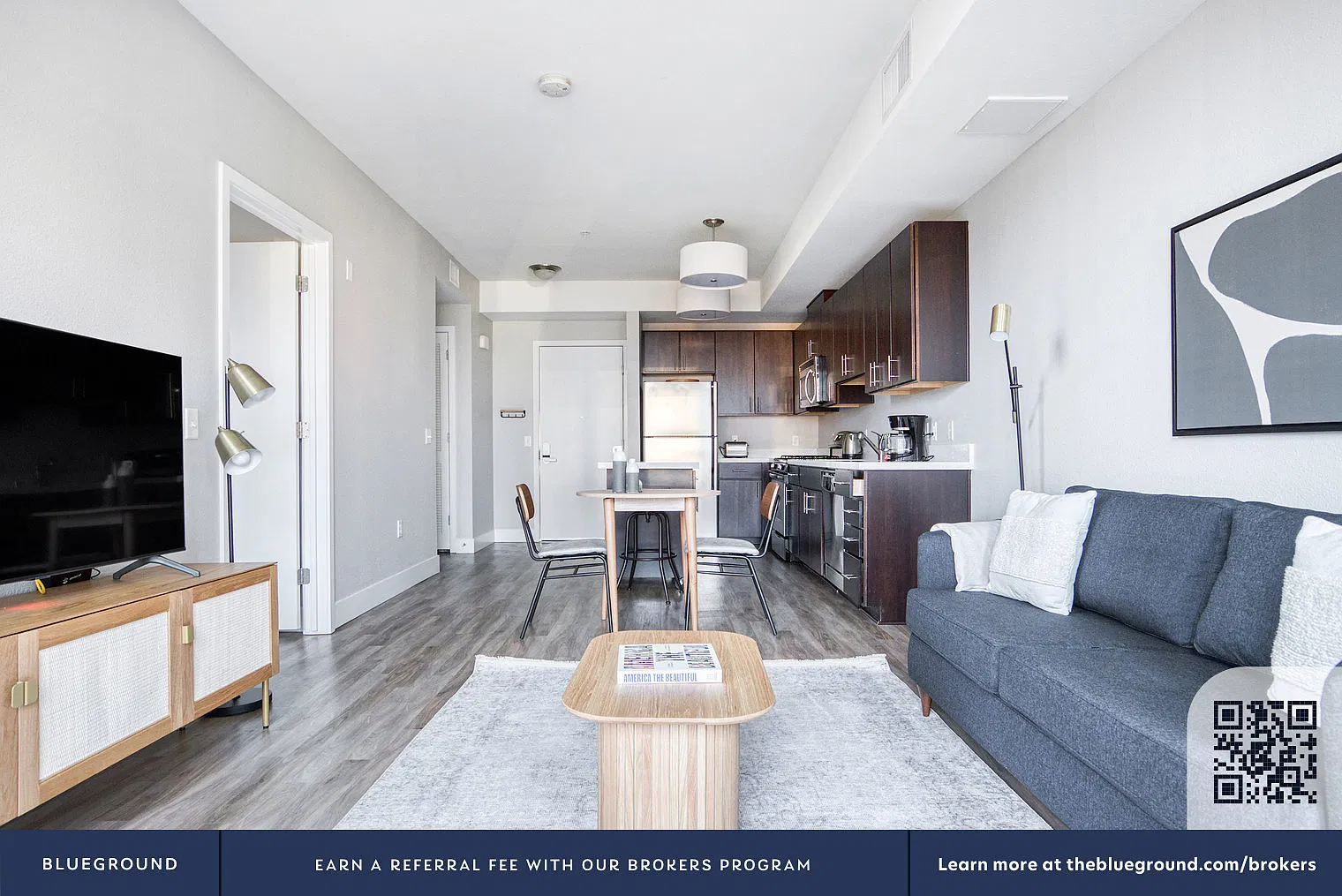 1 bed, 1.0 bath, 693 sqft, $4,430 — Photo 3