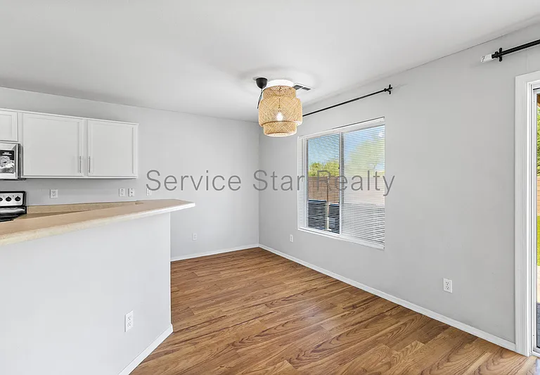 22368 W La Vista Cir — Photo 8