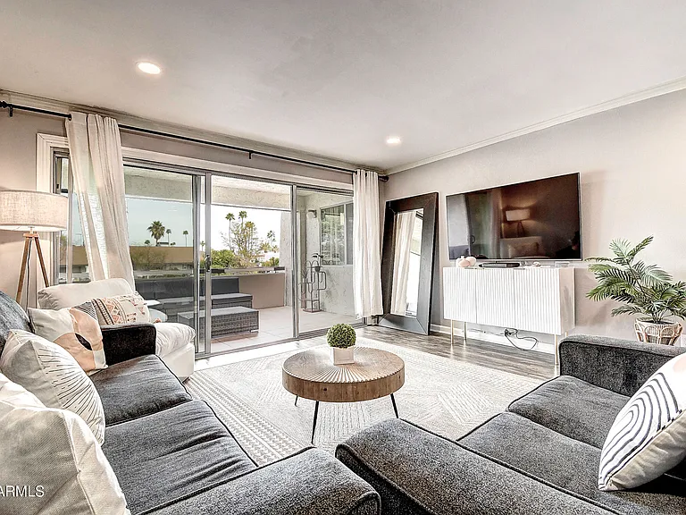 7625 E Camelback Rd #B203 — Photo 3