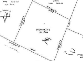 2 Maple St, Farmingdale, ME 04344