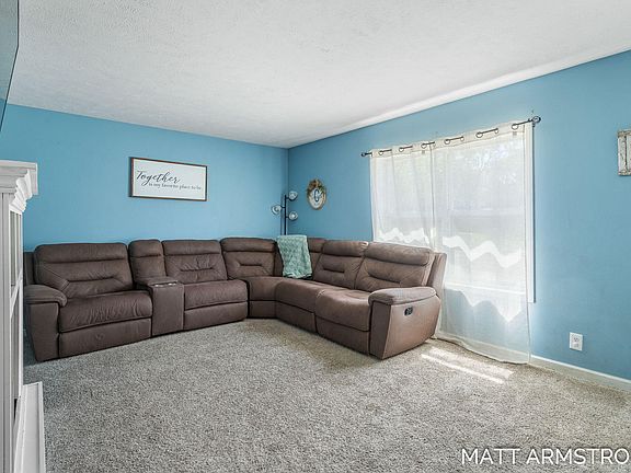 4th image of 3341 30th St SW