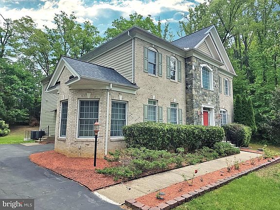 5th image of 9205 Forest Greens Dr