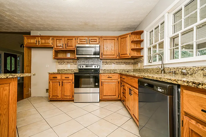 35 Knights Cir — Photo 7
