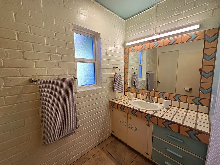 623 N Jerrie Ave — Photo 12