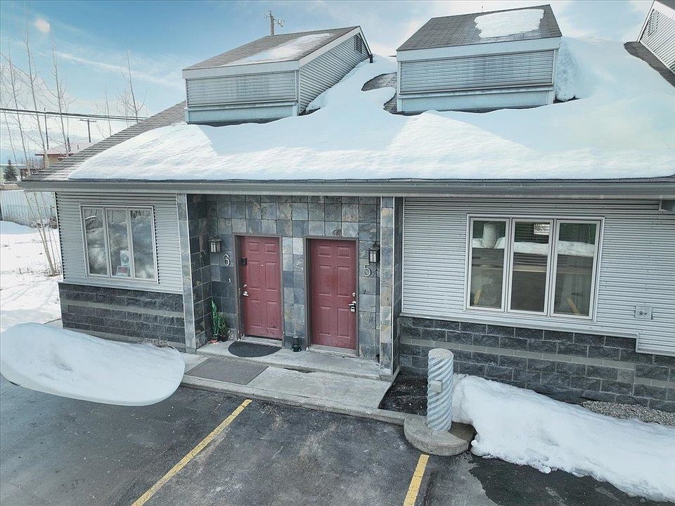 1st image of 825 28th Ave APT 5