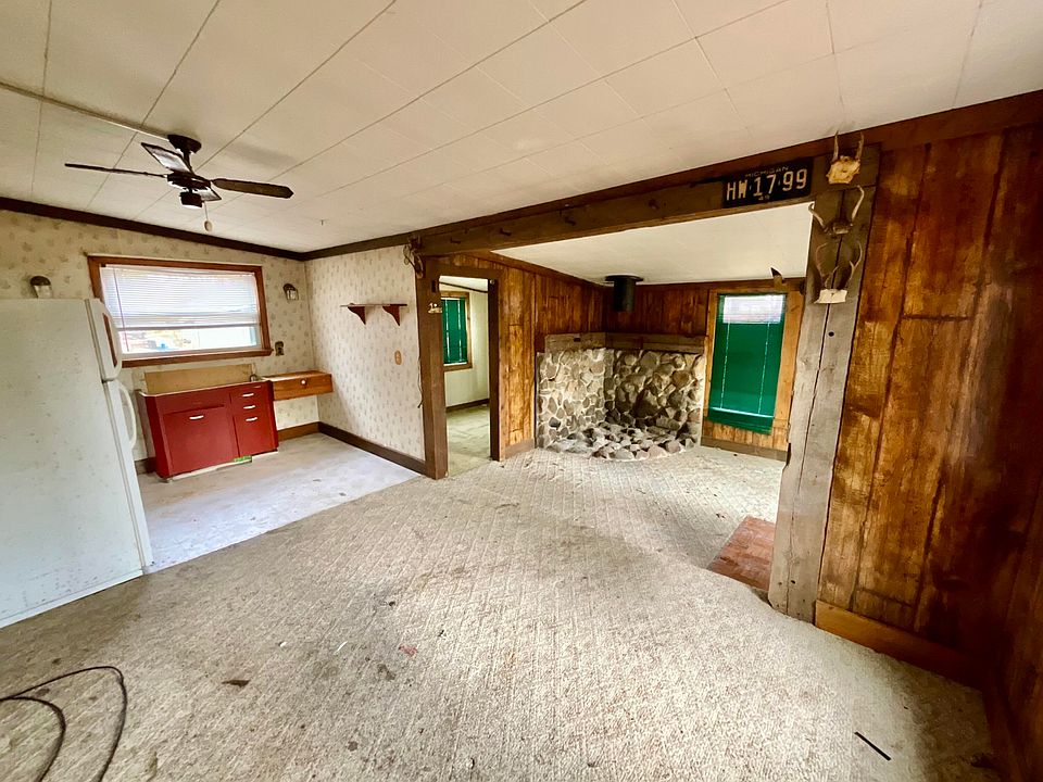 4th image of 6384 Charleen Ln