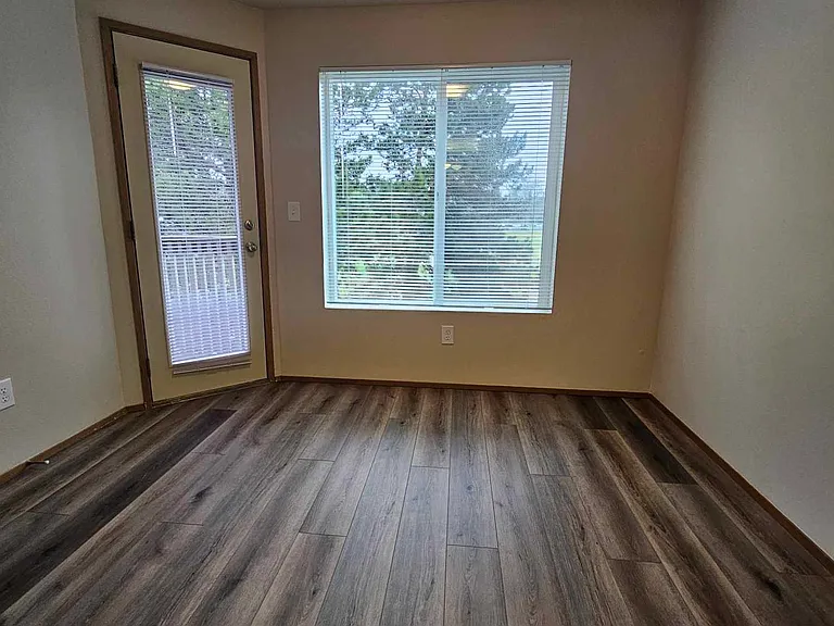 The Lexington Apartments — Photo 18