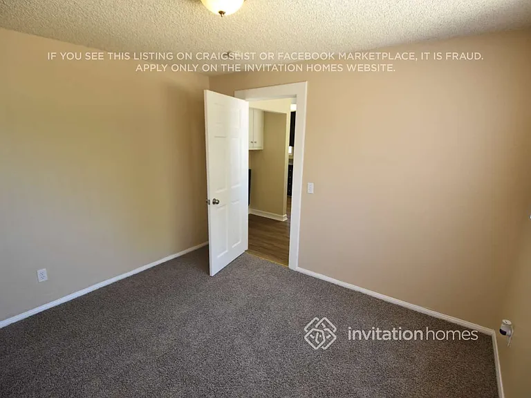 1446 N Euclid Ave — Photo 15