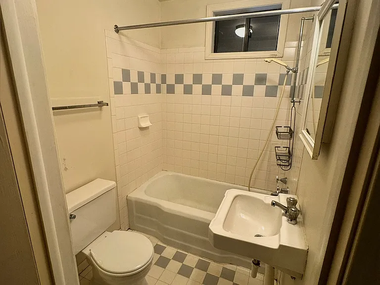 305 Rumsey Ave #0 — Photo 10