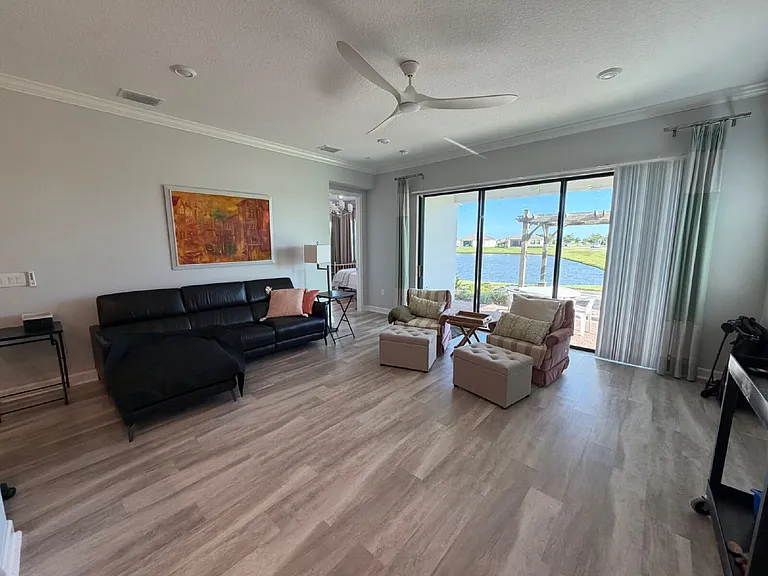 2371 Caravan Pl — Photo 13