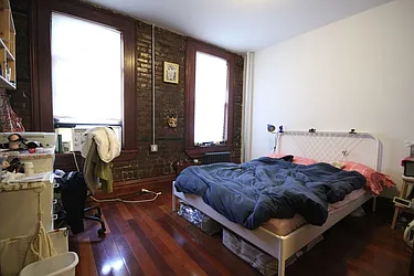 Rented by Dynamik Realty