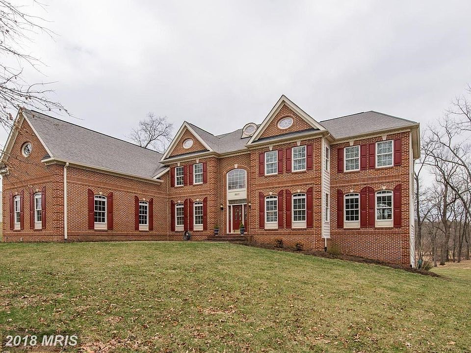 Grand Brick Exterior