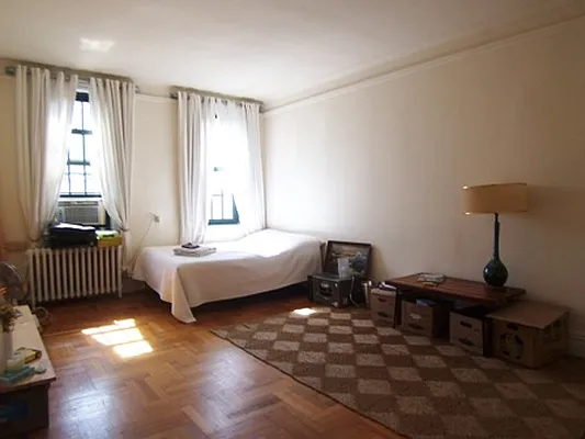 Rented by Waverly Realty | media 25