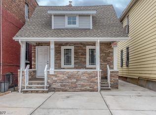 22 Atlantic St, Elizabeth, NJ 07206