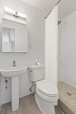 4th image of 30 W 141st St APT 3D